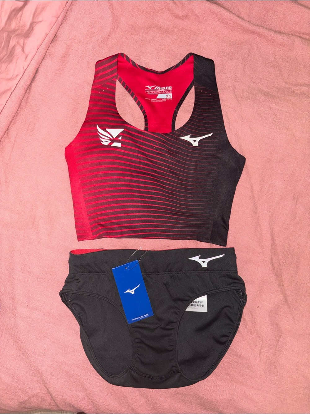 Atlanta Track Club Mizuno Race Kit